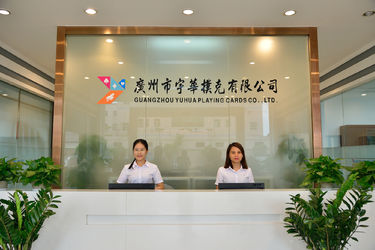 GUANGDONG YUHUA PLAYING CARDS CO.,LTD. ligne de production du fabricant
