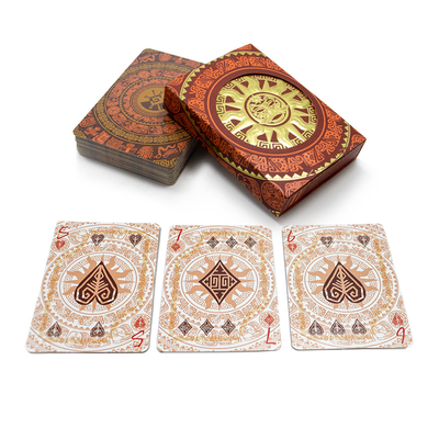 acheter Conception personnalisée de cartes à jouer en vente chaude propre logo motif artistique cartes à jouer en papier de qualité jeu de cartes en boîte online manufacture