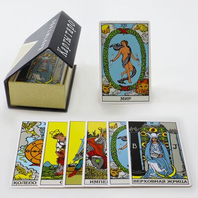 acheter Cartes de tarot imprimables personnalisées avec CMYK 4 couleurs d'impression offset et guide dans une boîte magnétique online manufacture