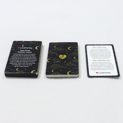 Chambre à coucher personnalisée Jeu de cartes d'intimité noire pour les couples Ambiguous Jeu de faire ou d'oser en CMYK