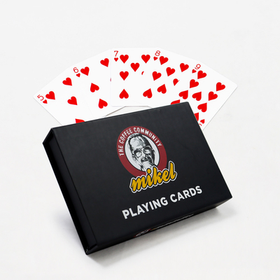 Taille personnalisée Cartes de jeu Royal PVC imperméable à l'eau Decks de poker durables Avec un design personnalisé