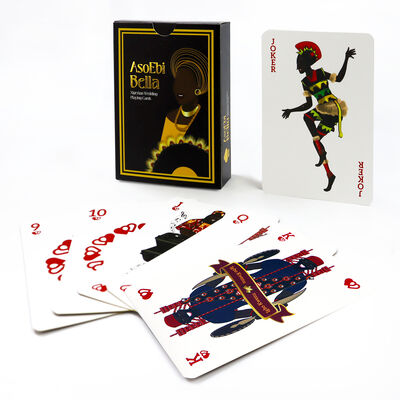 Cartes à jouer imprimées sur mesure avec bordure dorée et logo personnalisé dans des tailles personnalisées pour le poker et le divertissement de jeu