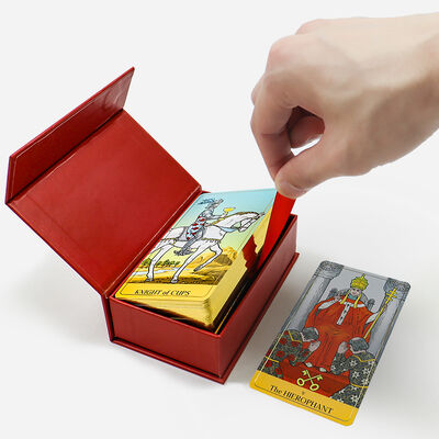 Carte de tarot rouge Logo d'impression personnalisé Conception de haute qualité Cartes de tarot d'oracle Individuation Cartes de tarot personnalisées Deck